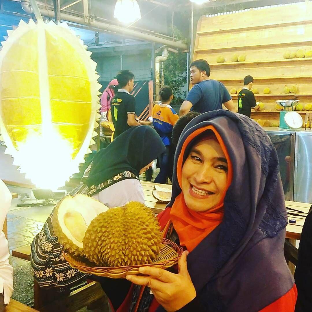 5 Hal Tentang Neno Warisman, Donatur Terbesar #2019GantiPresiden
