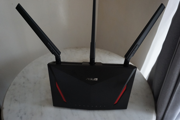 Asus antenna. ASUS RT-ac86u. Роутер ASUS без антенны. X53u ASUS антенна где 2.4 GHZ.