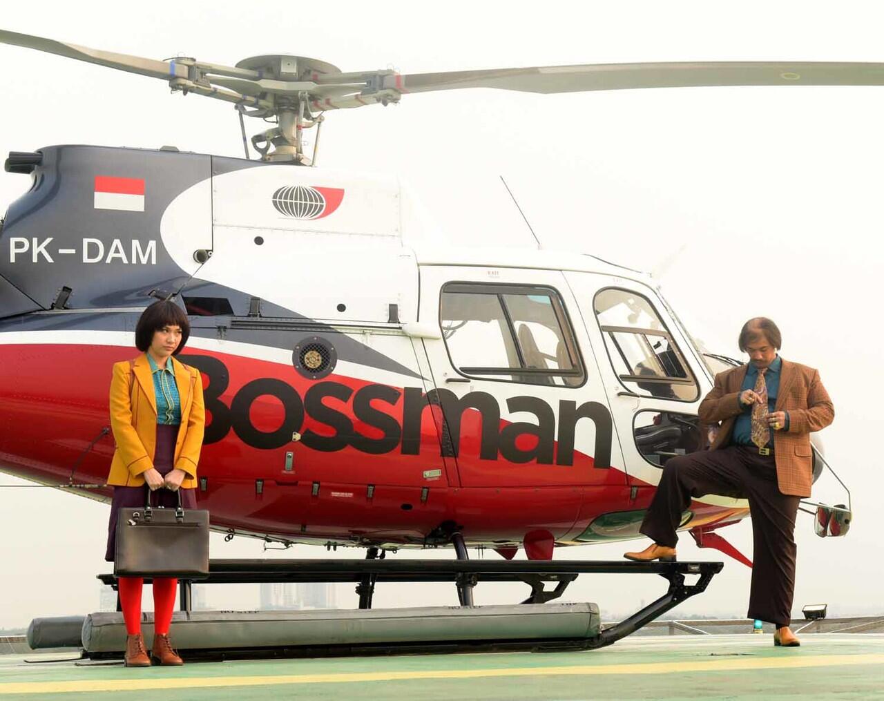 Reza Rahadian dan BCL Di Helikopter Bossman