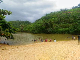 Nyobain Camping Di Pantai Ngudel Malang Saat Malam Tahun Baru