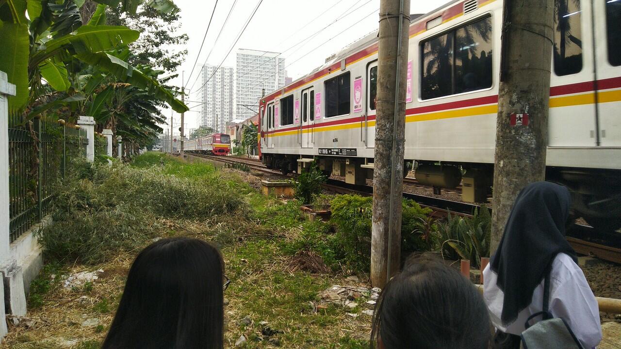 Kehidupan Bawah Tanah Ala Bisnismen Jakarta (makan siangnya)