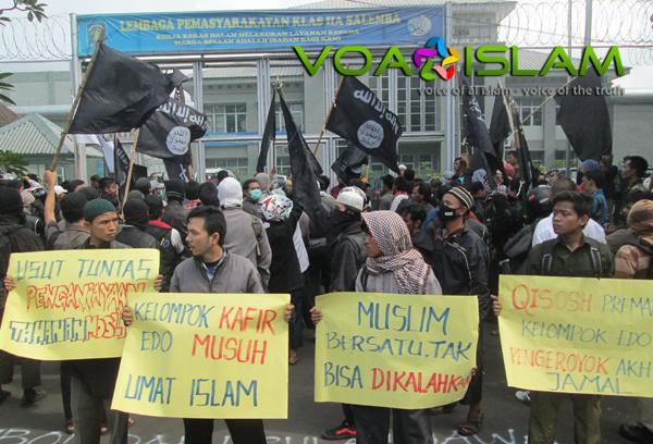 Jokowi Bantah Suruh Relawannya Berantem