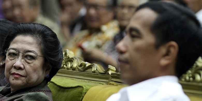 Ditanya Deklarasi Cawapres, Lengan Jokowi Keburu Ditarik Megawati