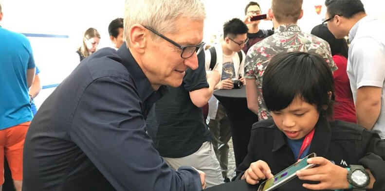 #IniIndonesiaku Programmer Cilik Berdarah Indonesia Dipuji Bos Apple