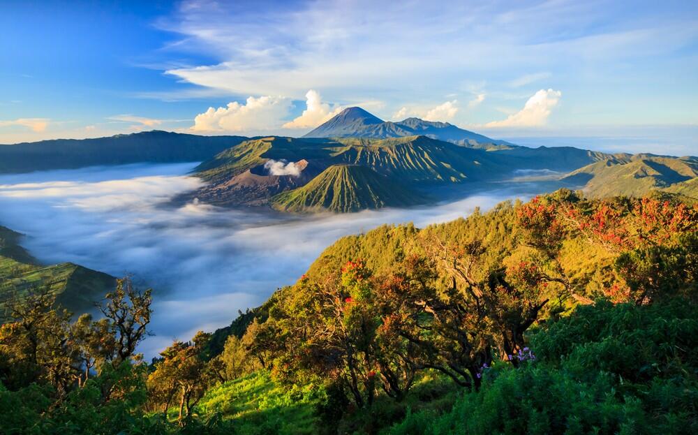 #IniIndonesiaku Punya 8 Destinasi Wisata Surgawi yang Mendunia