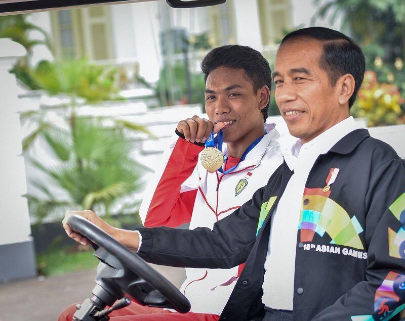 Buah Sukses Lalu Zohri, dari Tawaran PNS hingga Perbaikan Rumah