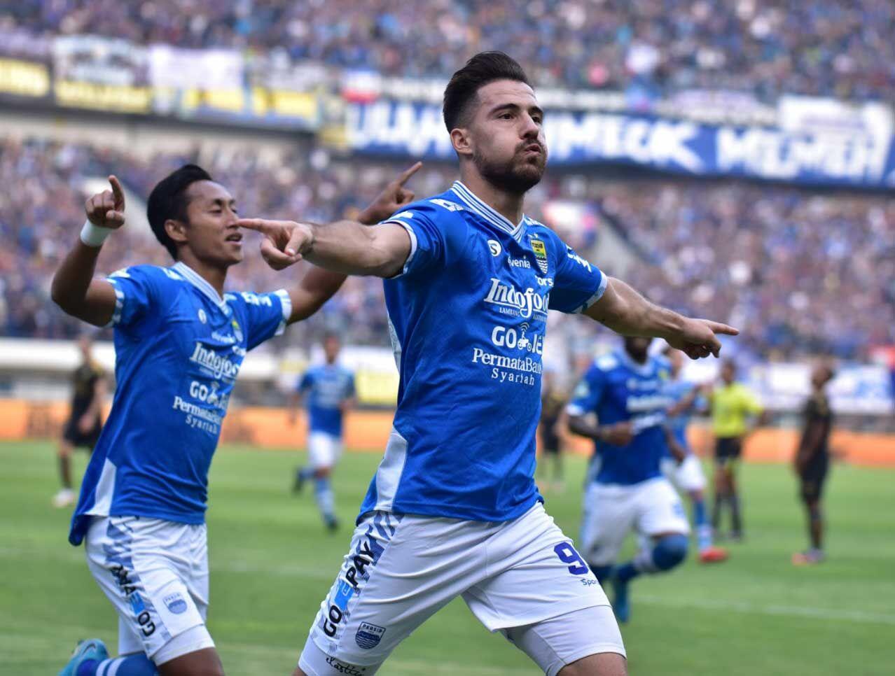 Tundukkan Sriwijaya FC, Persib Kian Perlebar Jarak