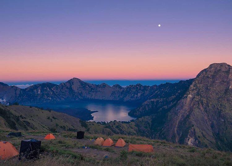 5 Mitos Mistis Gunung Rinjani, Pusat Terjadinya Gempa Lombok