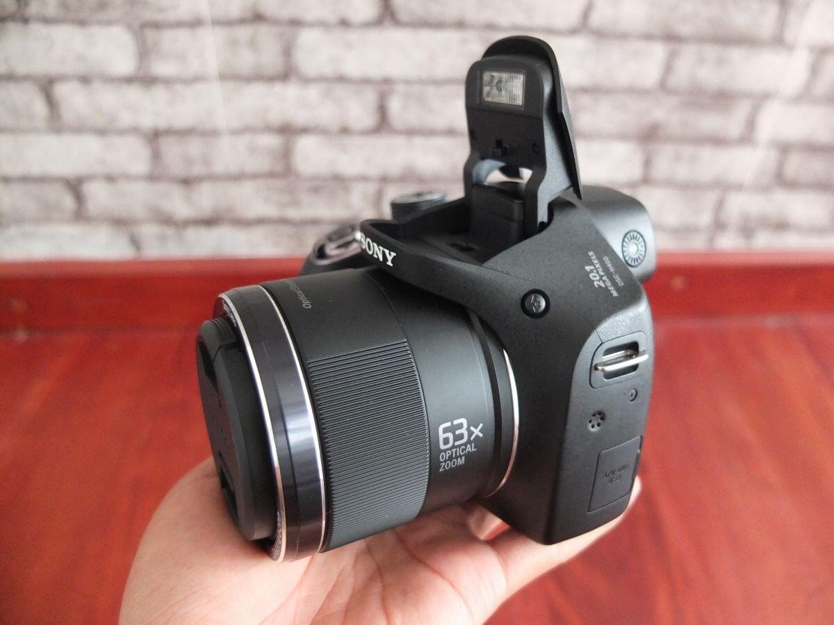 Gak Sampai Rp5 Juta, Ini 5 Rekomendasi Kamera DSLR Buatmu