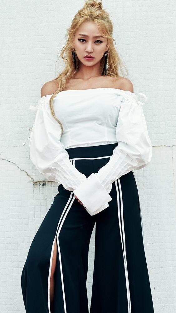 Adu Gaya Ratu Musim Panas Kim Hyuna dan Hyolyn, Siapa yang Lebih Kece?