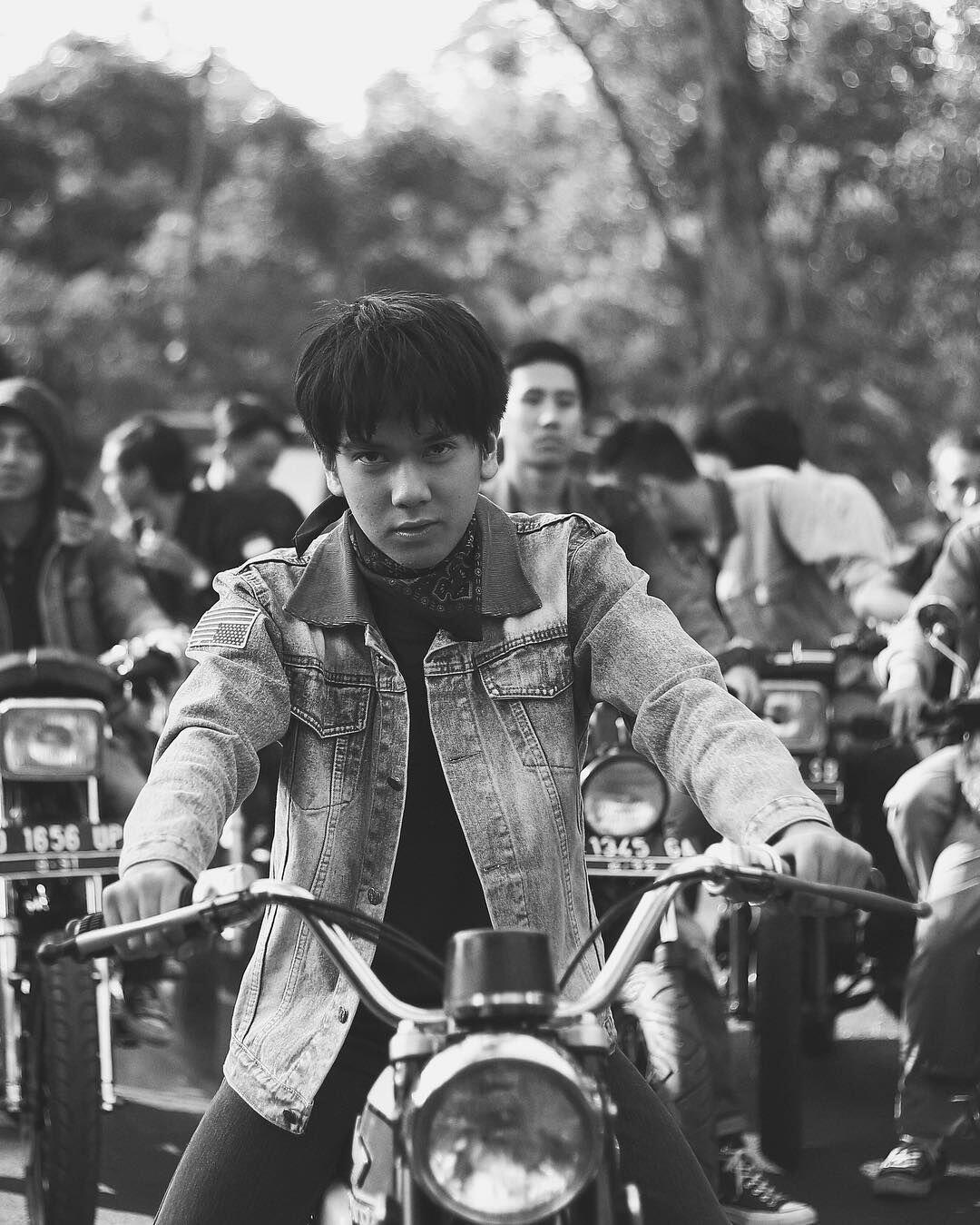 5 Style Cowok yang Pernah Dianggap Culun, Sekarang Malah Ngetren!