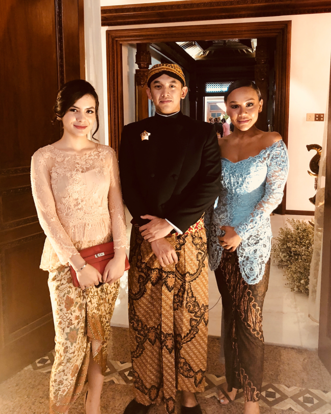 10 Potret Steffie Zamora & Pacar Barunya Si Pangeran Cendana