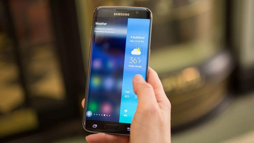 Gak Butuh Waktu Lama, 5 Smartphone dengan Teknologi Fast Charging