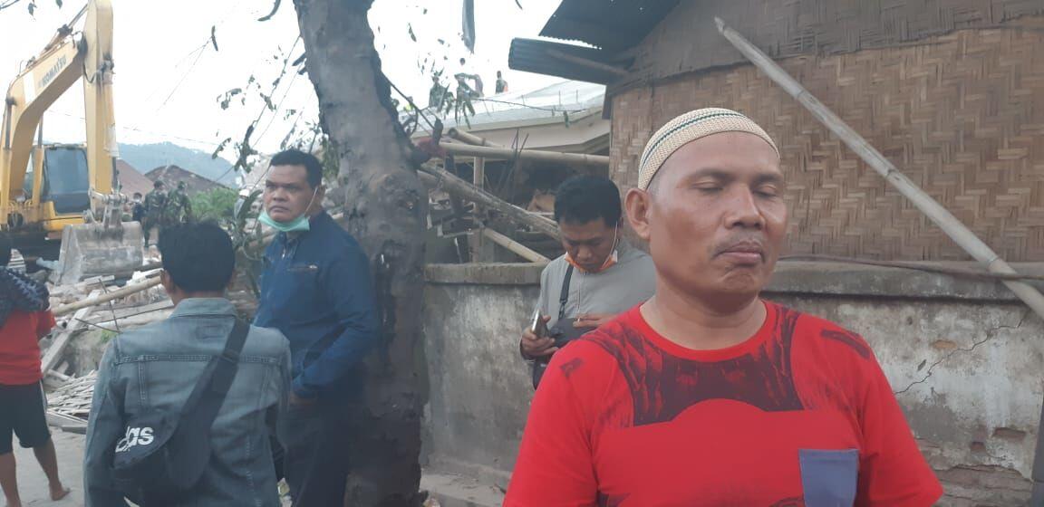 Begini Detik-detik Runtuhnya Masjid di Lombok Utara