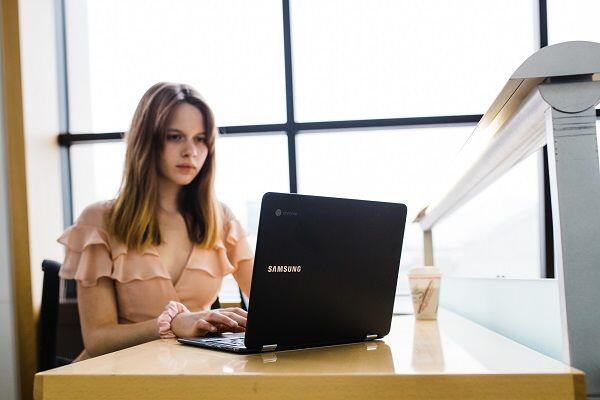 Gak Sulit, Ini 12 Cara Menunjukkan Kepedulianmu pada Para Introvert