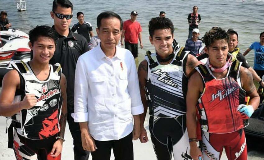 Ditemui Jokowi, Siapa Aero Sutan Aswar? Kenalan Yuk...