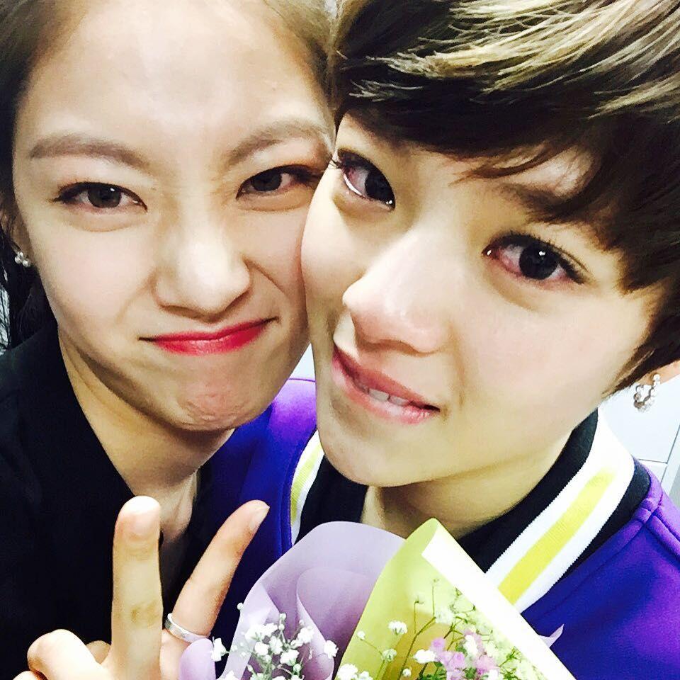 10 Potret Kompak Adik Kakak Gong Seungyeon dan Yoo Jeongyeon Twice