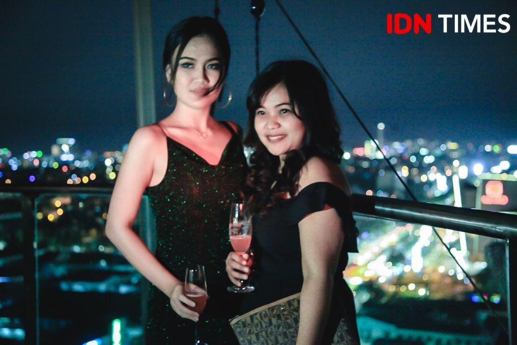 11 Potret Seru Dinner Romantis di Citilites Sky Club & Bistro, Kece!