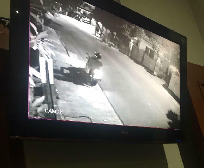 Rumah Dilempar Molotov, Kapitra: Terima Kasih atas 'Bunga' Cintanya