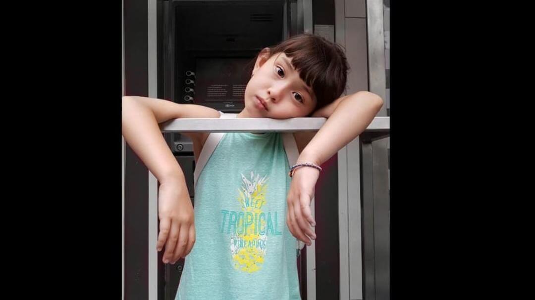 8 Potret Manisnya Evelyn Douma, Adik Somi Eks IOI yang Gemesin Banget!