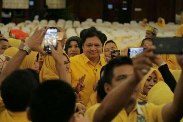 Golkar Sudah Serahkan Nama Untuk Kampanye Jokowi, Airlangga dan Akbar Termasuk