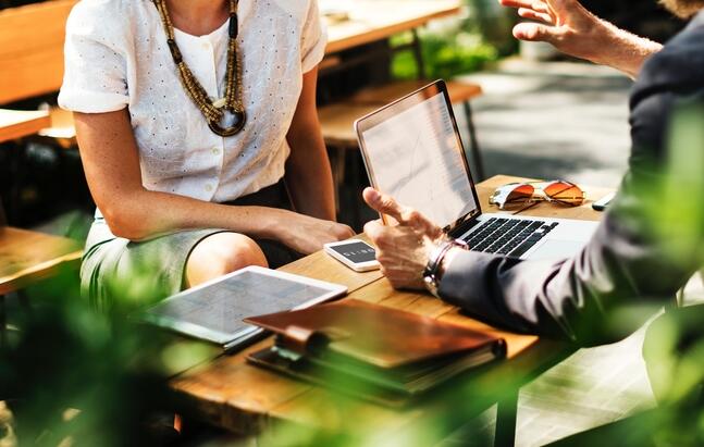 Alasan Menggunakan Tempat Meeting Di Luar Kantor