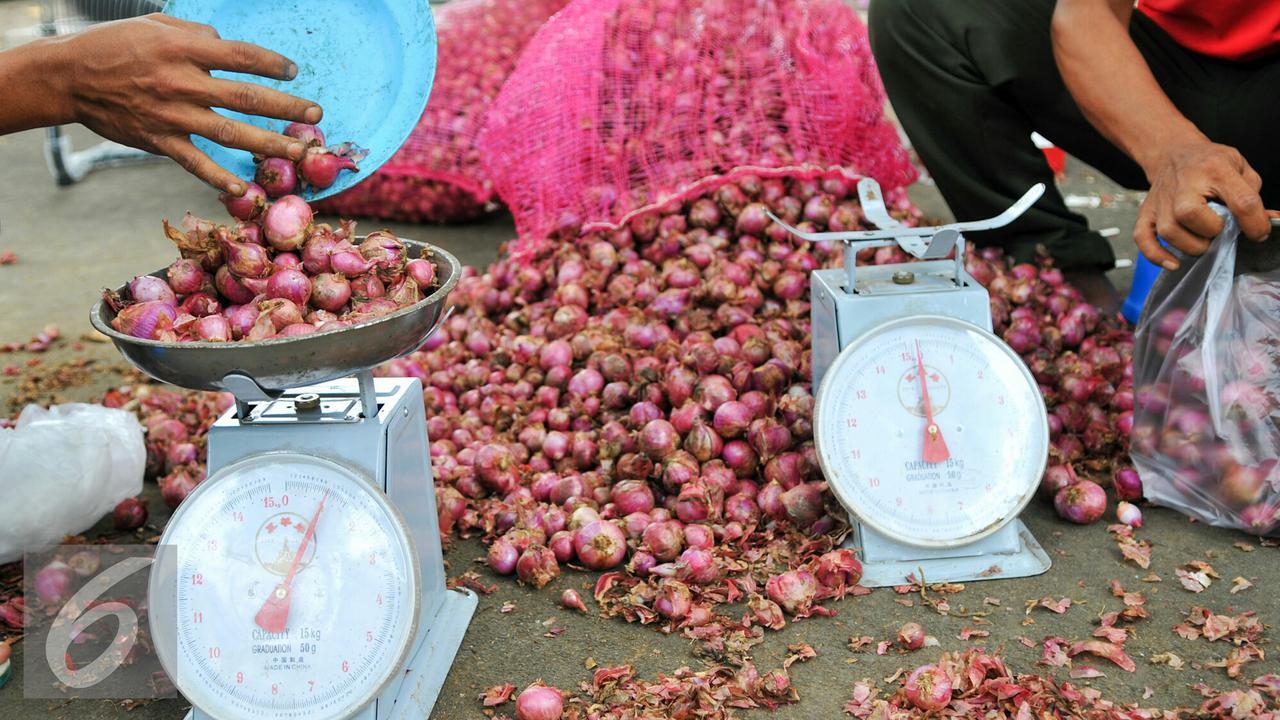 6 Jurus Rahasia Agar Tidak Menangis Saat Kupas Bawang Merah