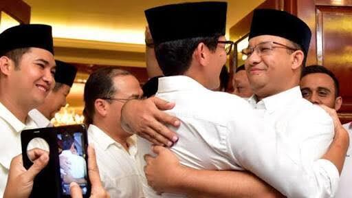 Kisah dibalik supir ojek online yang jadi badut sulap!