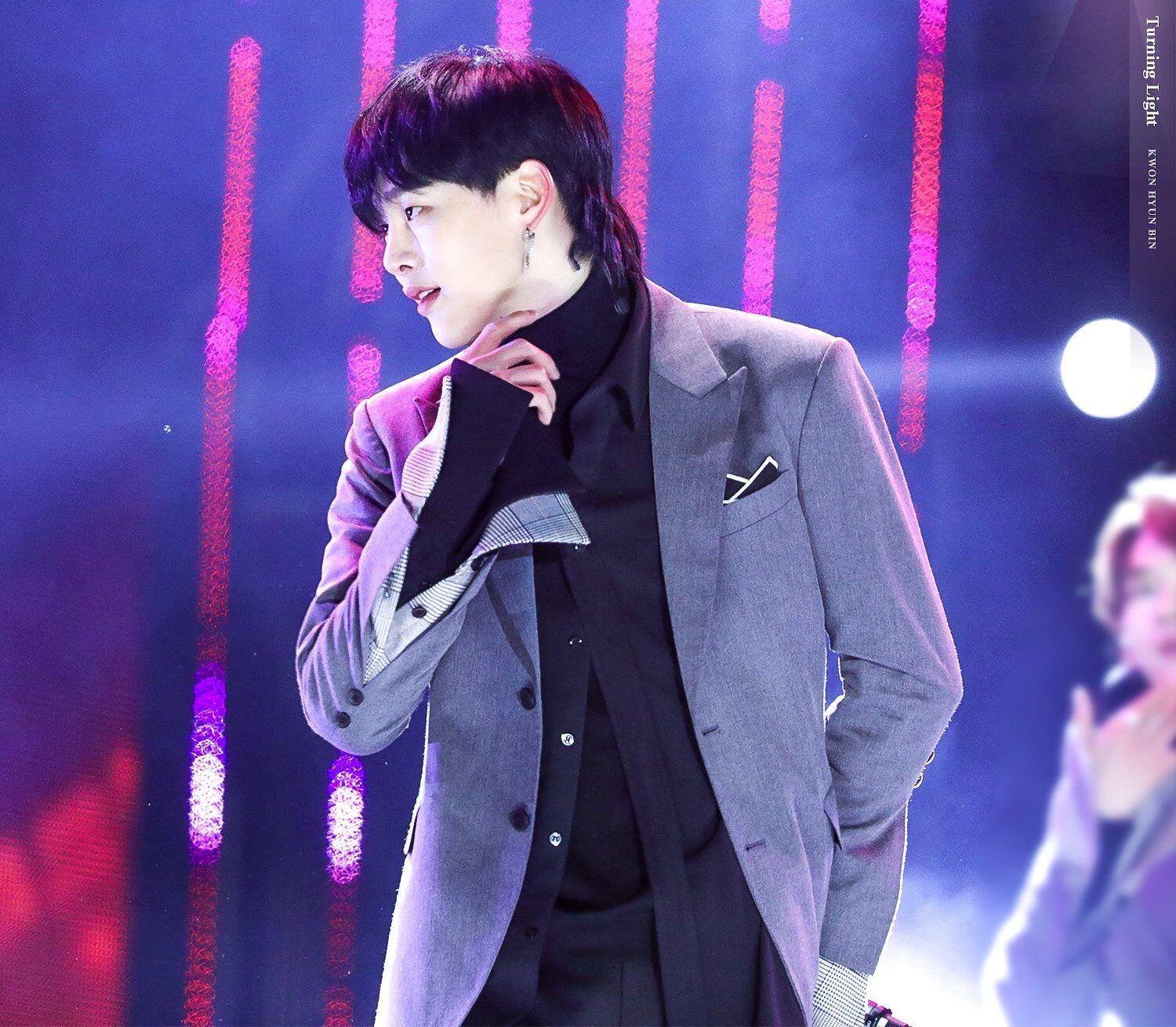 11 Idol KPop Ini Bikin Fans Pangling dengan Gaya Rambut 'Mullet'