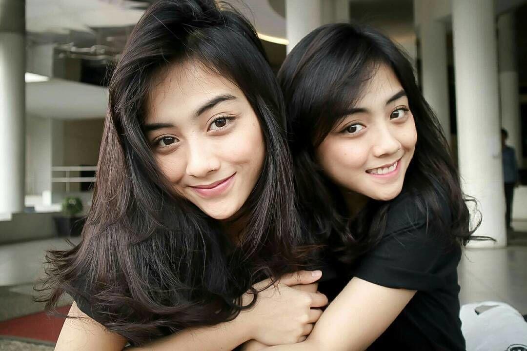 Si Kembar Cantik, Yuk Intip 8 Potret Kebersamaan Azaria dan Azalia!