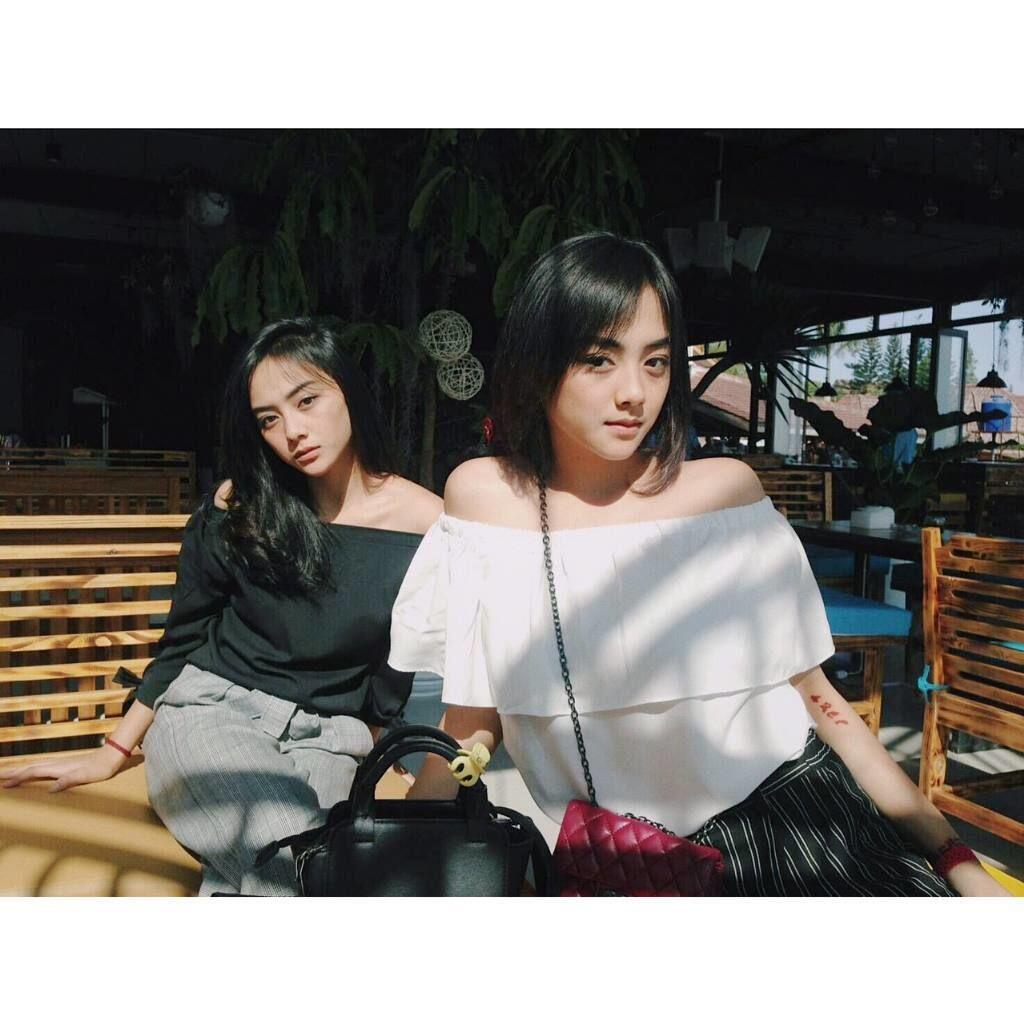 Si Kembar Cantik, Yuk Intip 8 Potret Kebersamaan Azaria dan Azalia!