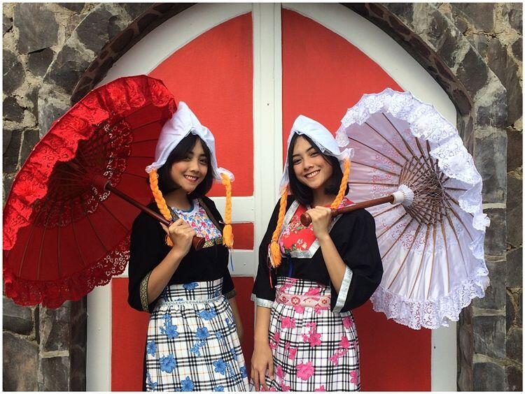 Si Kembar Cantik, Yuk Intip 8 Potret Kebersamaan Azaria dan Azalia!