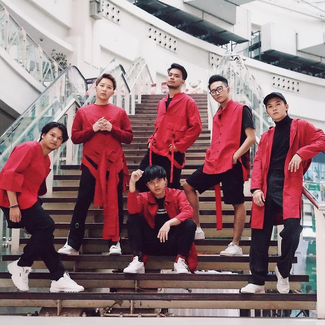 Comeback dengan Single 'Fenomena', Begini 10 Potret Baru SMASH