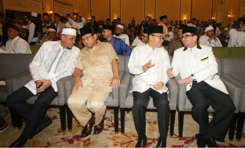 PKS: Prabowo Masih 'Galau' Pilih UAS atau Salim Segaf
