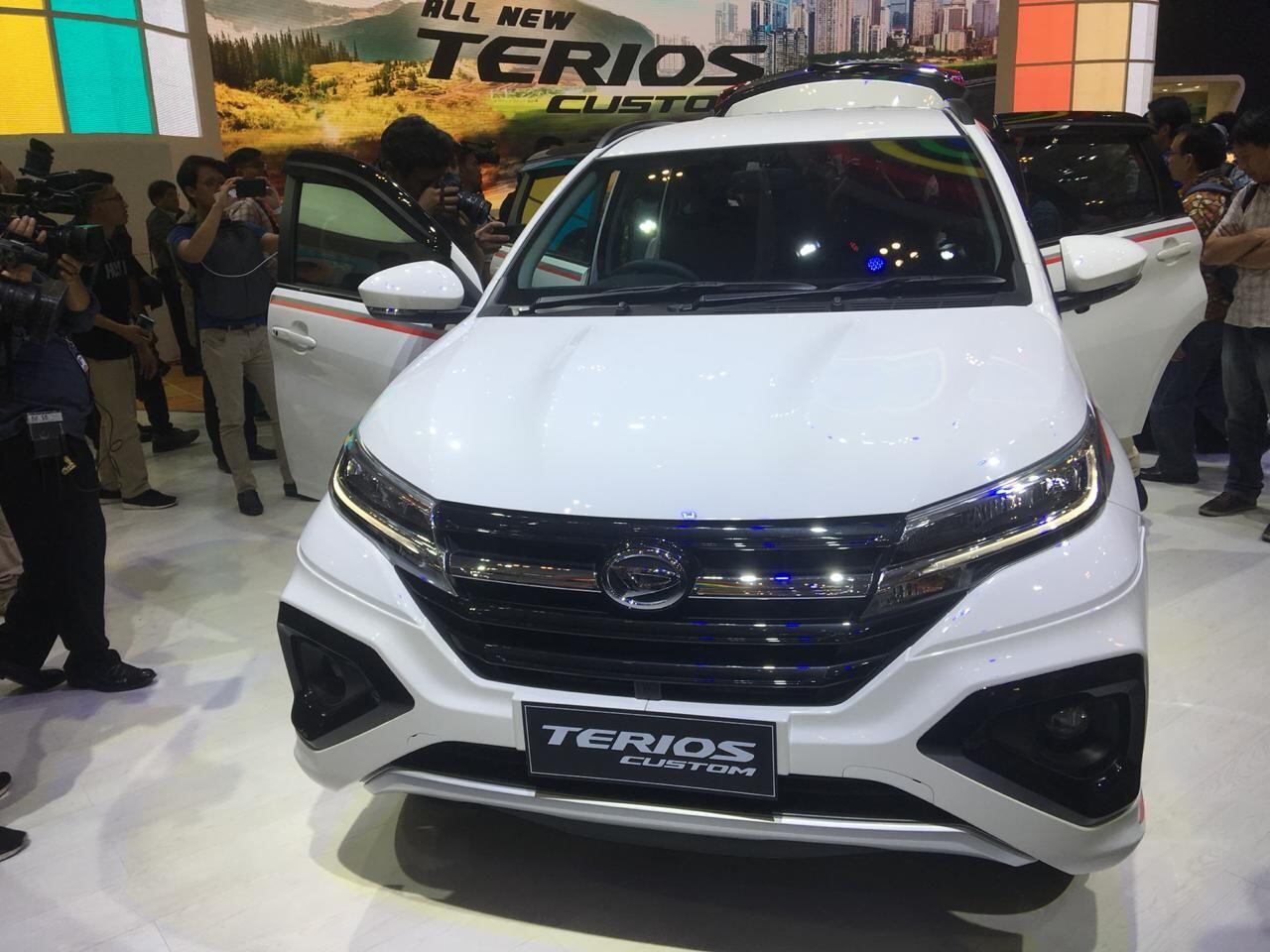 Daihatsu Berikan Keceriaan dan Warna Baru di GIIAS 2018