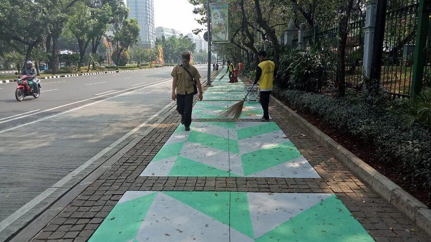 Kronologi Pemukulan Pejalan Kaki oleh Pengemudi Ojol di Trotoar