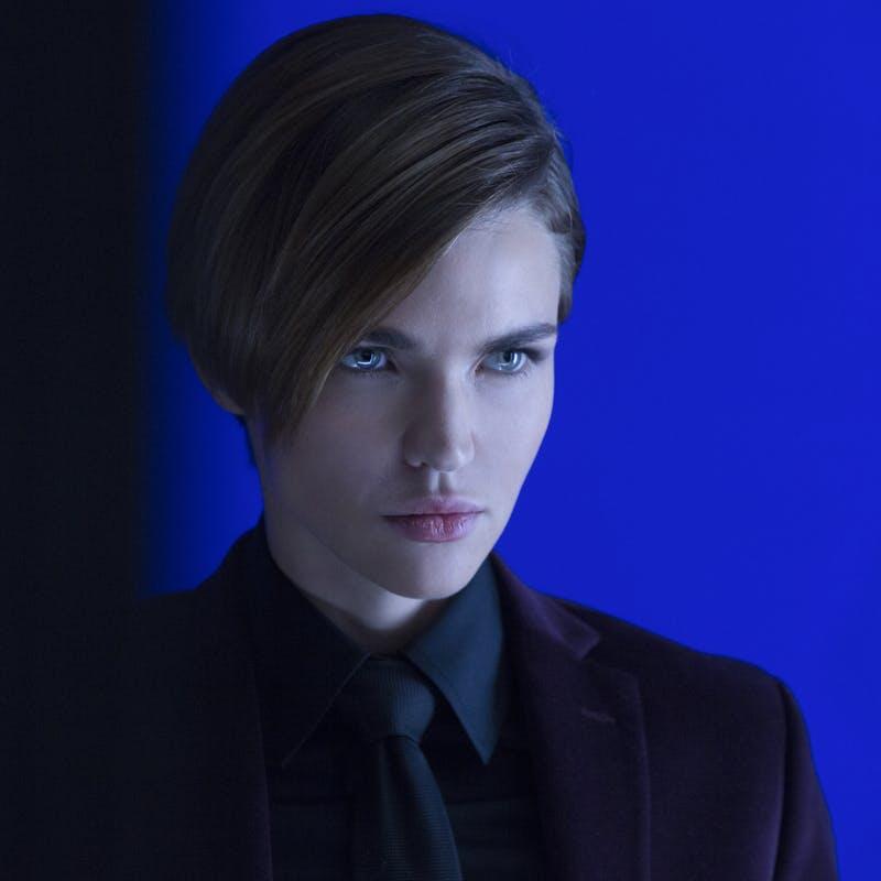 FILM SERIES BATWOMAN AKAN DIPERANKAN OLEH AKTRIS LESBIAN