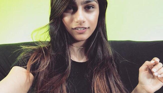 Mia Khalifa, Operasi Payudara Karena Keping Hoki