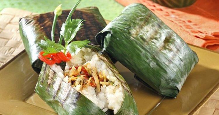 Makanan Indonesia yang Dibungkus Daun Pisang