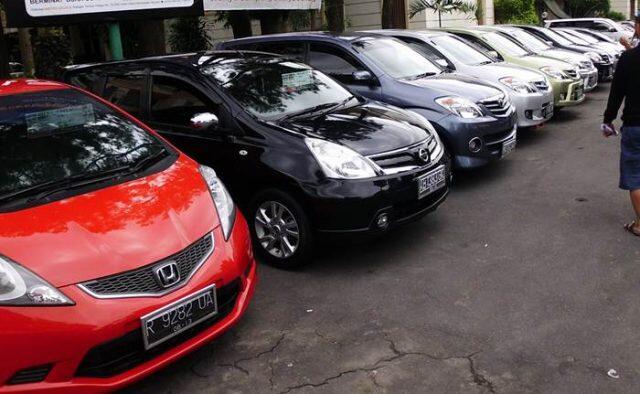 Daftar Harga Mobil Bekas Murah Tahun Muda di Bawah Rp 100 Juta