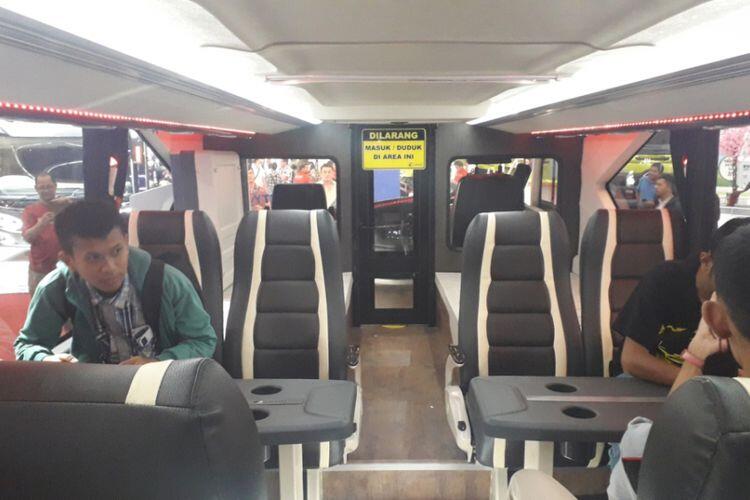Bus Double Decker dengan Fasilitas Mirip Garuda Indonesia