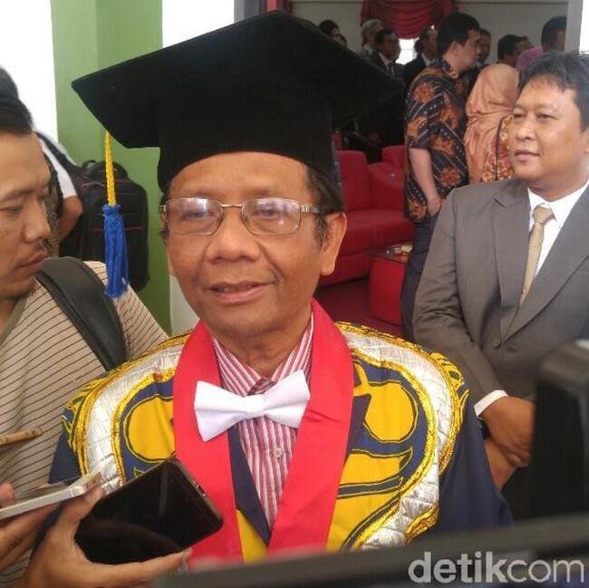 Mahfud Md Urus Syarat Cawapres ke PN Sleman