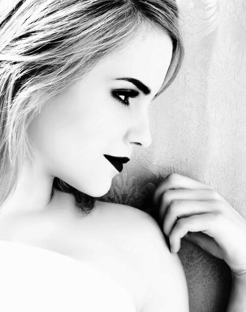 VAMPIRE QUEEN
