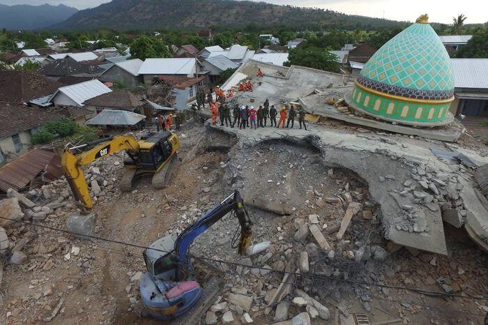 Masa kritis evakuasi korban gempa Lombok