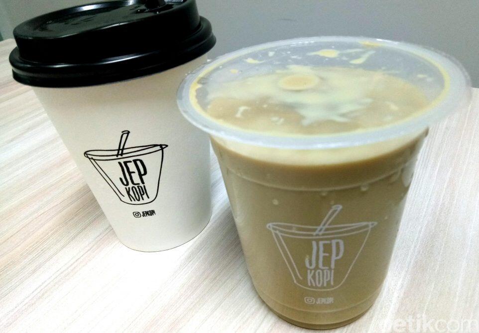 10 Kedai Es Kopi Susu Segar di Jakarta yang Lagi Hits