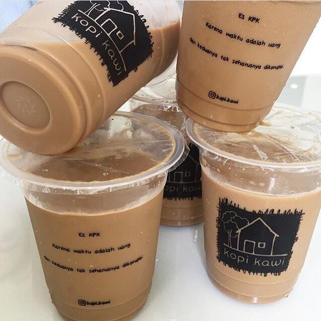 10 Kedai Es Kopi Susu Segar di Jakarta yang Lagi Hits