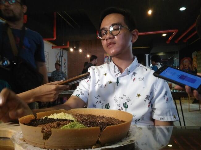 Kelihaian Gibran Mengambil Momen `Jenderal Kardus`