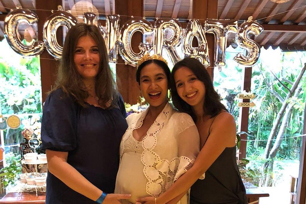 10 Potret Manis Baby Shower Happy Salma, Wah Sebentar Lagi Nih!