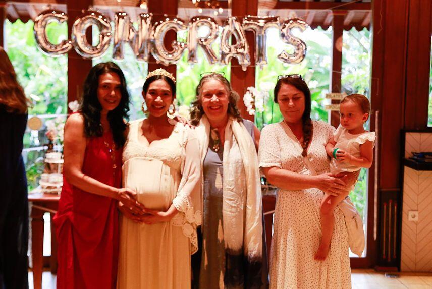 10 Potret Manis Baby Shower Happy Salma, Wah Sebentar Lagi Nih!