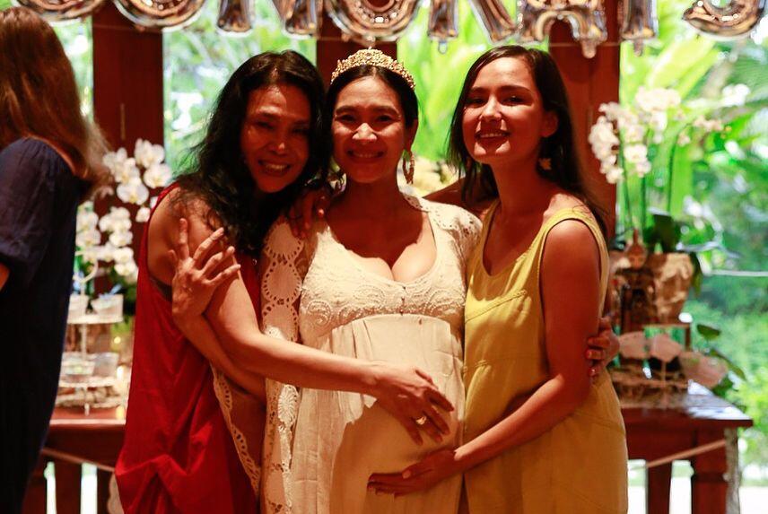 10 Potret Manis Baby Shower Happy Salma, Wah Sebentar Lagi Nih!